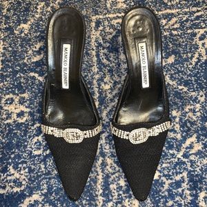 Vintage Manolo Blahnik Kitten Heel